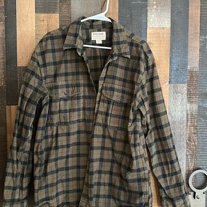 Filson cotton button down shirt